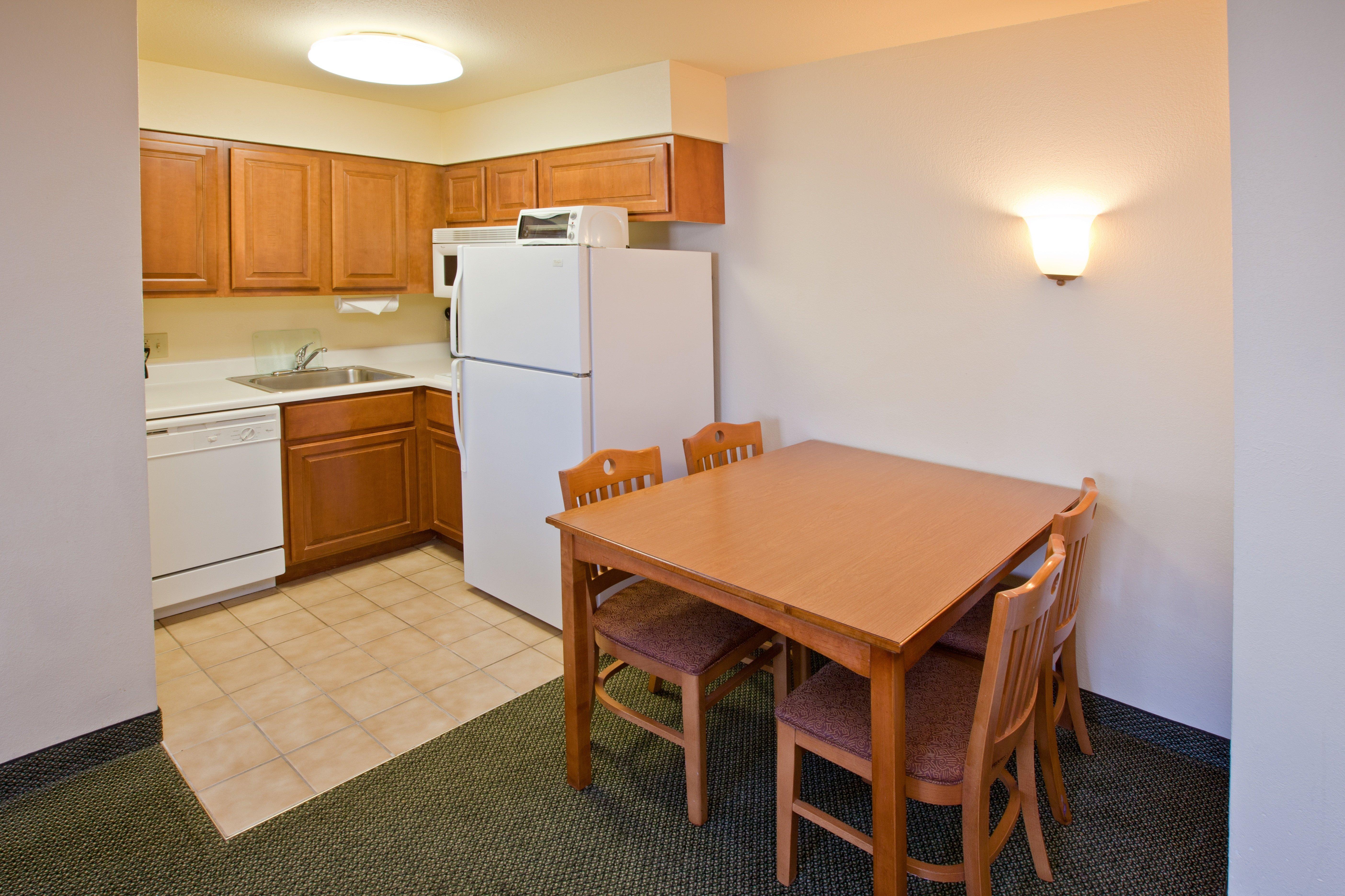 Staybridge Suites Hotel Springfield South, An Ihg Hotel Room photo